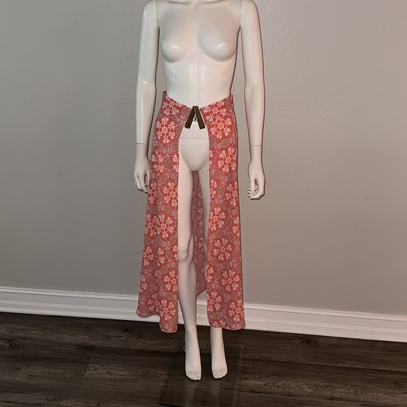 ALEXIS pink orange geo print skirt cape to Derby romper S - Picture 2 of 6